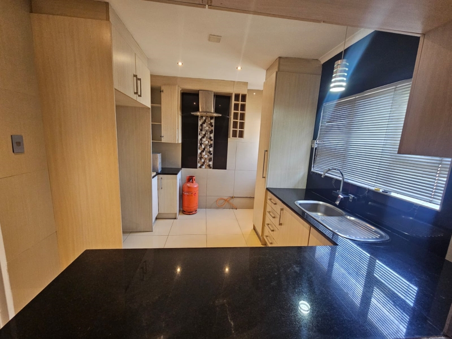 To Let 3 Bedroom Property for Rent in Morgenster Western Cape
